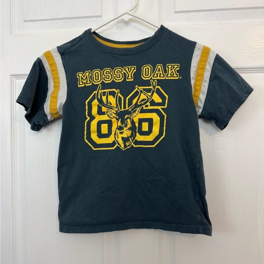 Mossy Oak Kids Graphic Tee - Dark Gray and Yellow Size 8